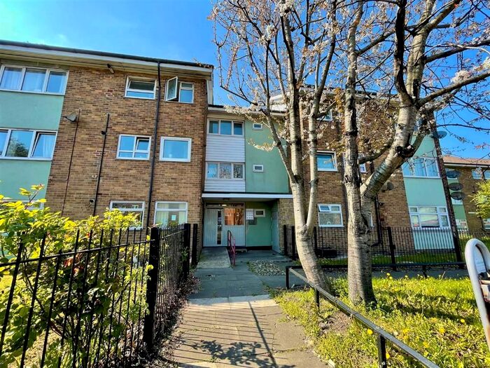 2 Bedroom Flat To Rent In Western Approach, South Shields, NE33