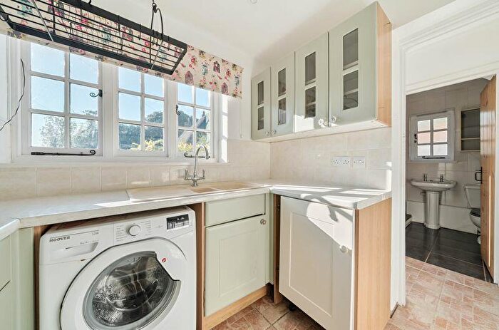 2 Bedroom Semi-Detached House For Sale In Northbourne, CT14
