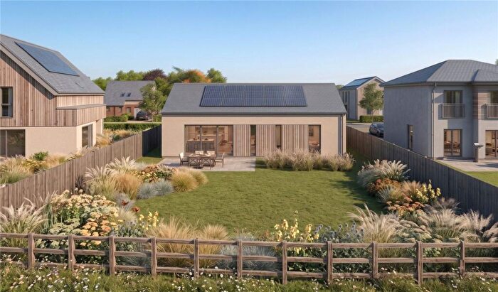 2 Bedroom Bungalow For Sale In Shepherd Fields, Wellesbourne, Warwick, Warwickshire, CV35