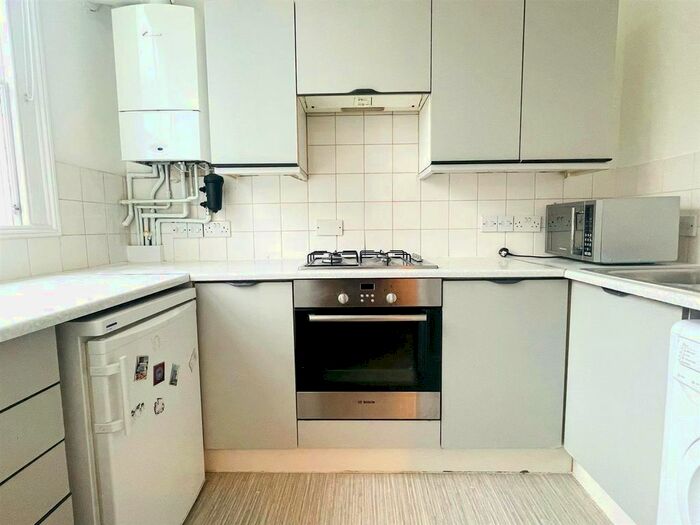 1 Bedroom Flat To Rent In London Road, London, SE23