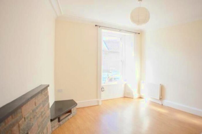 2 Bedroom Flat To Rent In Allan Street, Blairgowrie, PH10