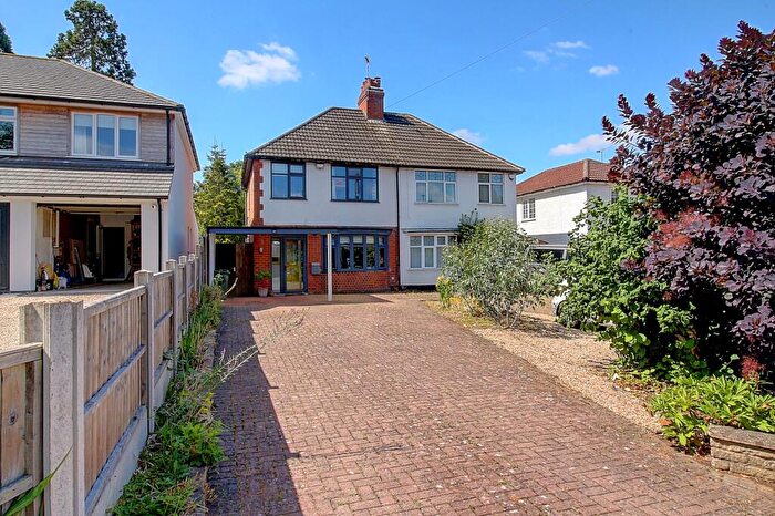 3 Bedroom Semi-Detached House For Sale In Kirby Lane, Kirby Muxloe, LE9