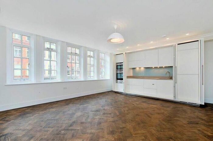 2 Bedroom Flat To Rent In Marylebone High Street, London, W1U