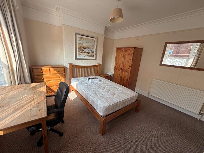 3 Bedroom Terraced House To Rent In Iddesleigh Road, Exeter, EX4