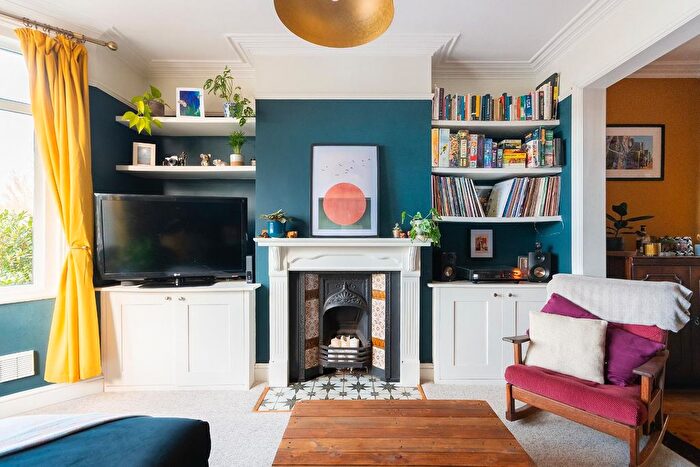 3 Bedroom Terraced House For Sale In Newbridge Road, St Anne's, BS4