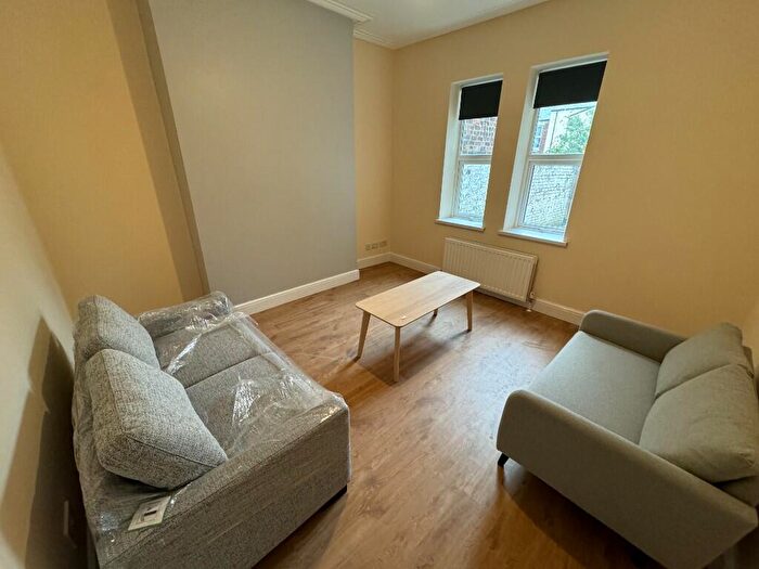 5 Bedroom Terraced House To Rent In Sidney Grove, Newcastle Upon Tyne, NE4