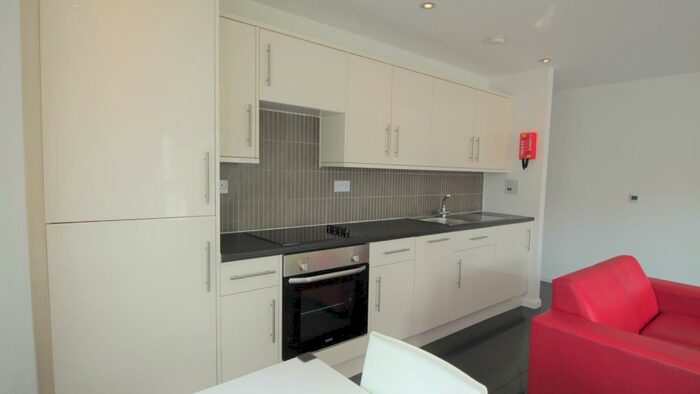 1 Bedroom Apartment To Rent In Richmond Square, Richmond Road, Cardiff, CF24