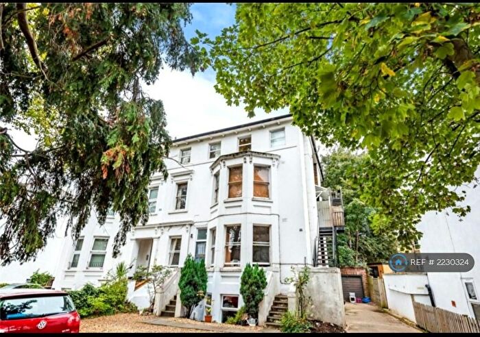 2 Bedroom Flat To Rent In Freelands Road, Bromley, BR1