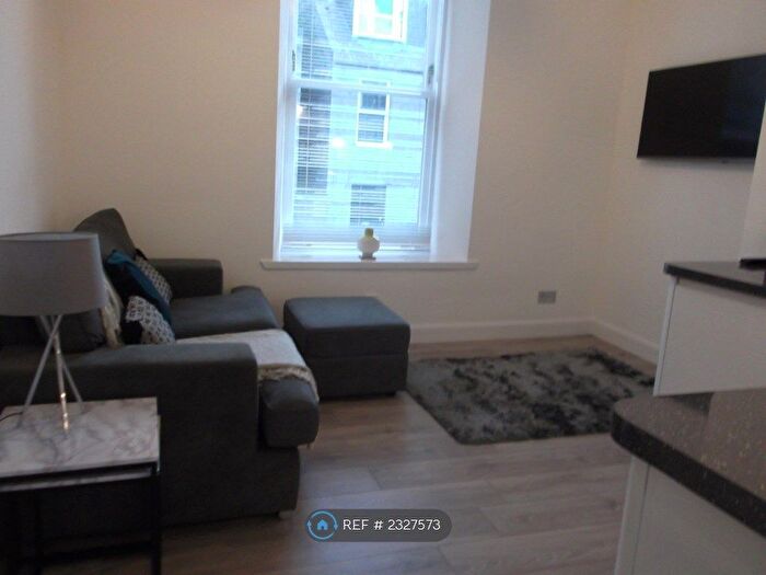 1 Bedroom Flat To Rent In Crown Street, Aberdeen, AB11