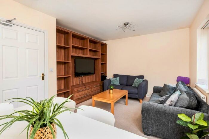 5 Bedroom Terraced House To Rent In Middlewood Close, Bath, BA2