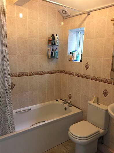 1 Bedroom Flat To Rent In St Andrews Road, Brighton, East Sussex, BN1