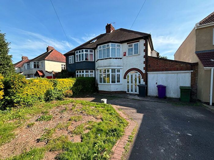 3 Bedroom Property To Rent In Sutherland Road, Wolverhampton, WV4