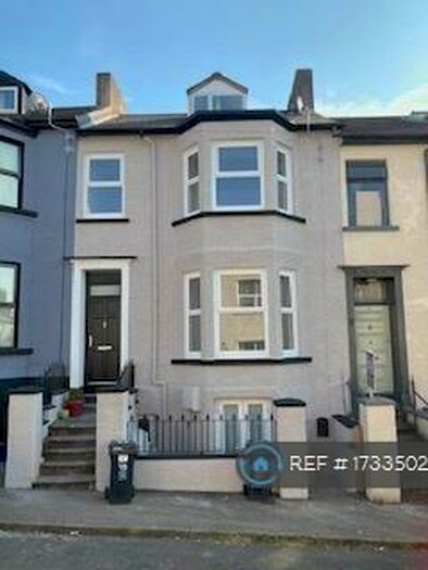 4 Bedroom Terraced House To Rent In York Place, Newport, NP20