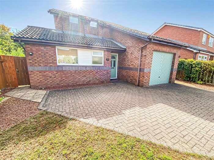 3 Bedroom Detached House For Sale In Finchale Road, Newton Aycliffe, DL5