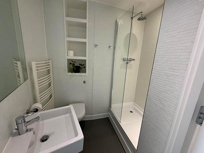 Apartment To Rent In **available Now** Th Floor Rotunda Studio, B2
