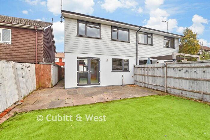 3 Bedroom Semi-Detached House For Sale In Hillcrest Drive, Ashington, West Sussex, RH20
