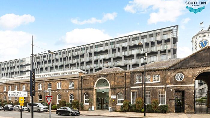 2 Bedroom Flat For Sale In Flat East Carriage House, Royal Carriage Mews, Woolwich, SE18