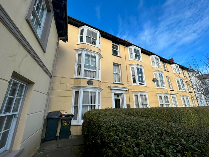 8 Bedroom Terraced House To Rent In Queens Square, Aberystwyth, SY23
