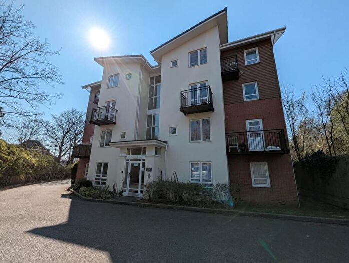 2 Bedroom Flat To Rent In Sandy Lane, Coventry, CV1