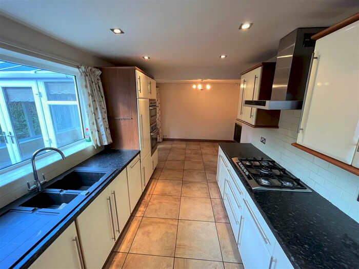 3 Bedroom Detached House For Sale In Dale Close, Baldwins Gate, Newcastle-Under-Lyme, ST5