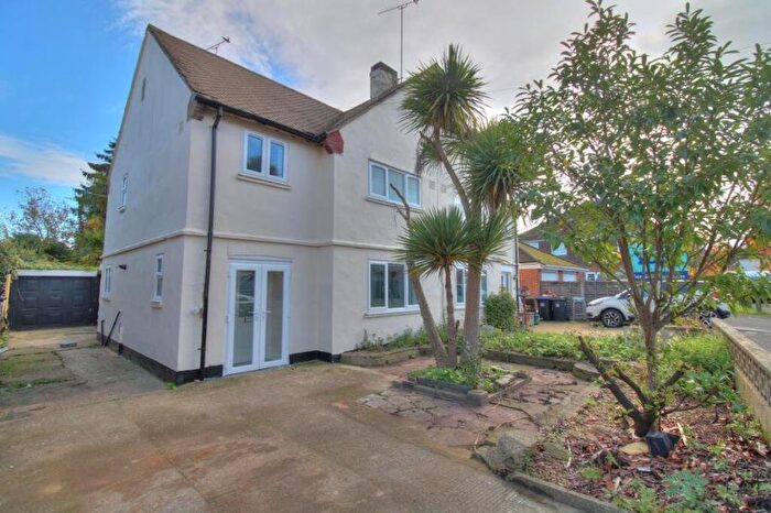 4 Bedroom Semi-Detached House To Rent In Pyrford, Woking, GU22