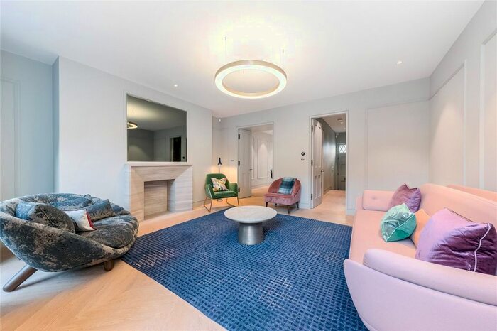 3 Bedroom Terraced House To Rent In Headfort Place, Belgravia, London, SW1X