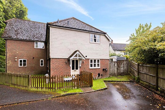 3 Bedroom End Of Terrace House For Sale In Station Road, Lyminge, Folkestone, CT18