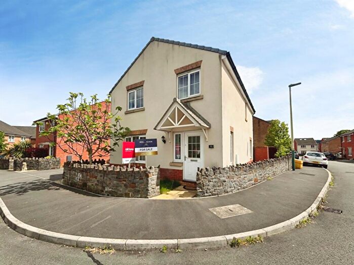 4 Bedroom Detached House For Sale In Waun Draw, Caerphilly, CF83