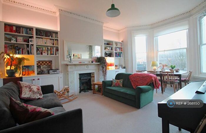 2 Bedroom Flat To Rent In Tisbury Road, Hove, BN3