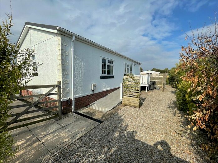 Mobile/park Home For Sale In Meadow View Park, Skinburness Drive