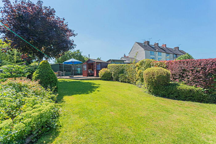 2 Bedroom Cottage For Sale In Walk Mill Lane, Kingswood, Wotton-under-Edge, GL12