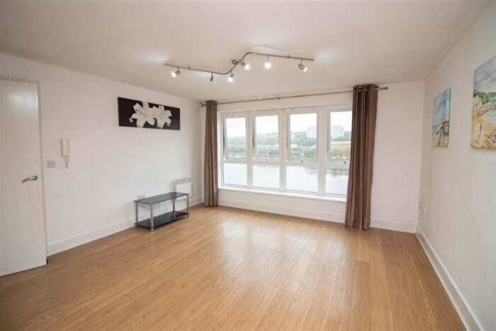 2 Bedroom Flat To Rent In North West Side, Gateshead, NE8