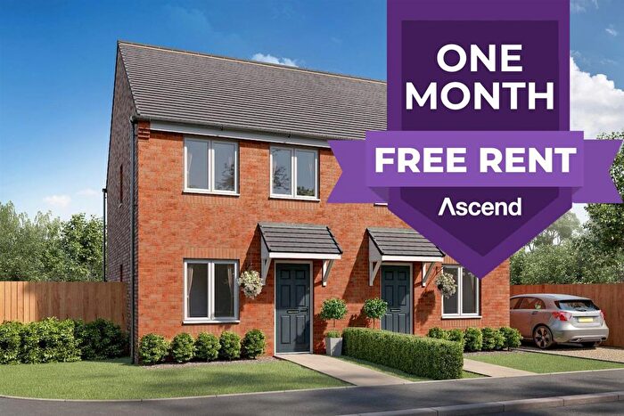 3 Bedroom Semi-Detached House To Rent In Sidings Road, Grimsby, DN31