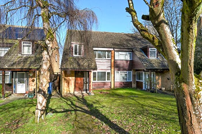 3 Bedroom Semi-Detached House For Sale In Tolpuddle Way, Yateley, Hampshire, GU46