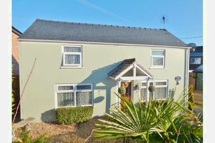 2 Bedroom Detached House For Sale In Barrier Bank, Cowbit, Spalding, PE12