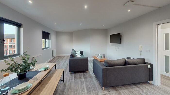 8 Bedroom Flat To Rent In Flat, Hyson House, Terrace Street, Forest Fields, Nottingham, NG7