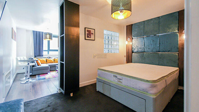 1 Bedroom Flat To Rent In Fabrick Square, Lombard Street, B12