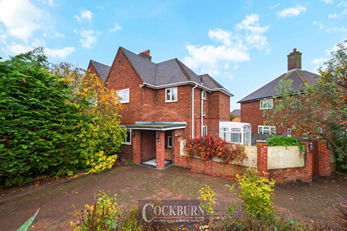 3 Bedroom Semi Detached House For Sale In Witherston Way, Mottingham, SE9