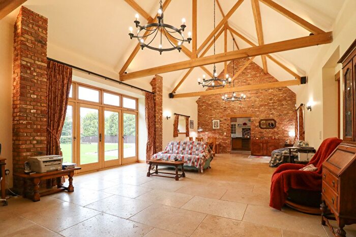 4 Bedroom Barn Conversion For Sale In Elm, Cambridgeshire, PE14