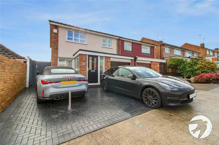 3 Bedroom Semi-Detached House To Rent In Pepper Hill, Northfleet, Kent, DA11