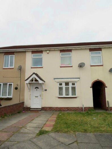 3 Bedroom Terraced House To Rent In Honeysuckle Avenue, South Shields, NE34