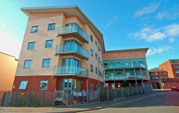 1 Bedroom Flat To Rent In Shauls Court, Verney Street, Exeter, EX1