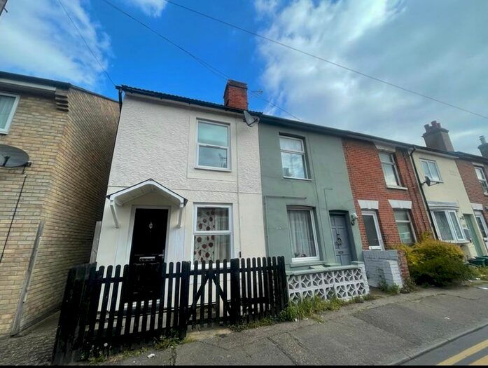 3 Bedroom Property To Rent In Fairfax Road, Colchester, CO2