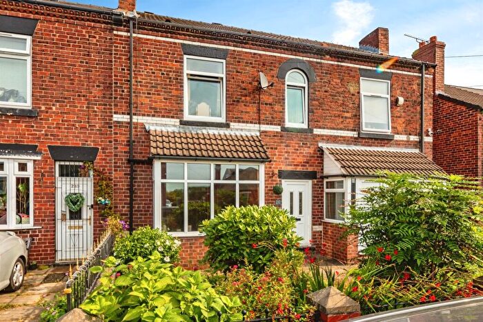 3 Bedroom Town House For Sale In Midland Road, Royston, Barnsley, S71