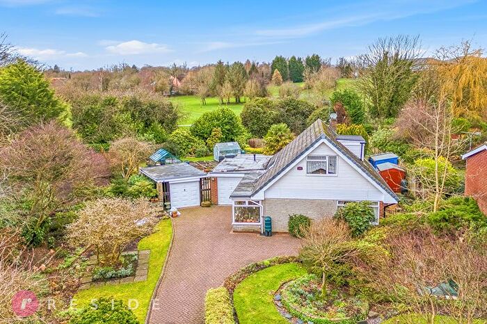 3 Bedroom Detached House For Sale In Cherry Grove, Cutgate, Rochdale, OL11