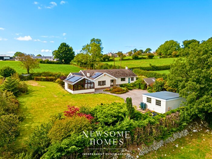 4 Bedroom Detached Bungalow For Sale In Rhes-Y-Cae, Flintshire, CH8