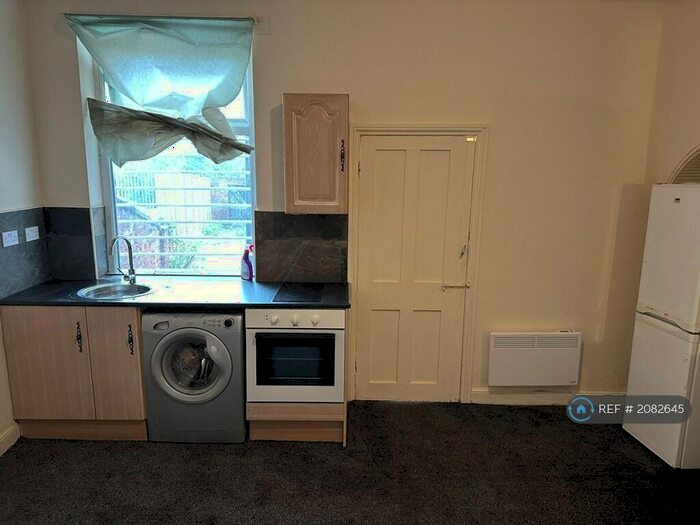 1 Bedroom Flat To Rent In Balby Road, Doncaster, DN4