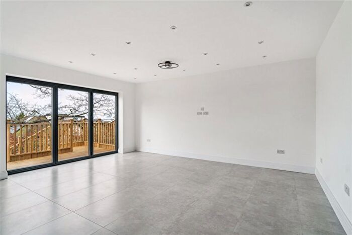 4 Bedroom Semi-Detached House To Rent In Shady Bush Close, Bushey Heath, Hertfordshire, WD23