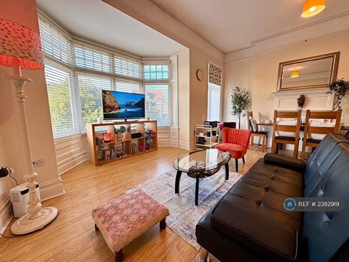 2 Bedroom Flat To Rent In Christchurch Road, Bournemouth, BH1