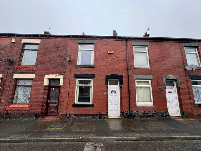 3 Bedroom Terraced House To Rent In Castleford Street, Chadderton, Oldham, Greater Manchester, OL1